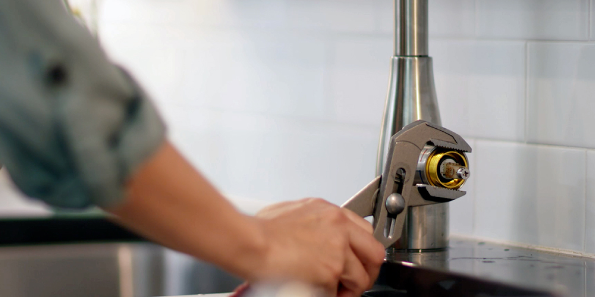 Take Out the Cartridge or Washer Take Out the Cartridge or Washer